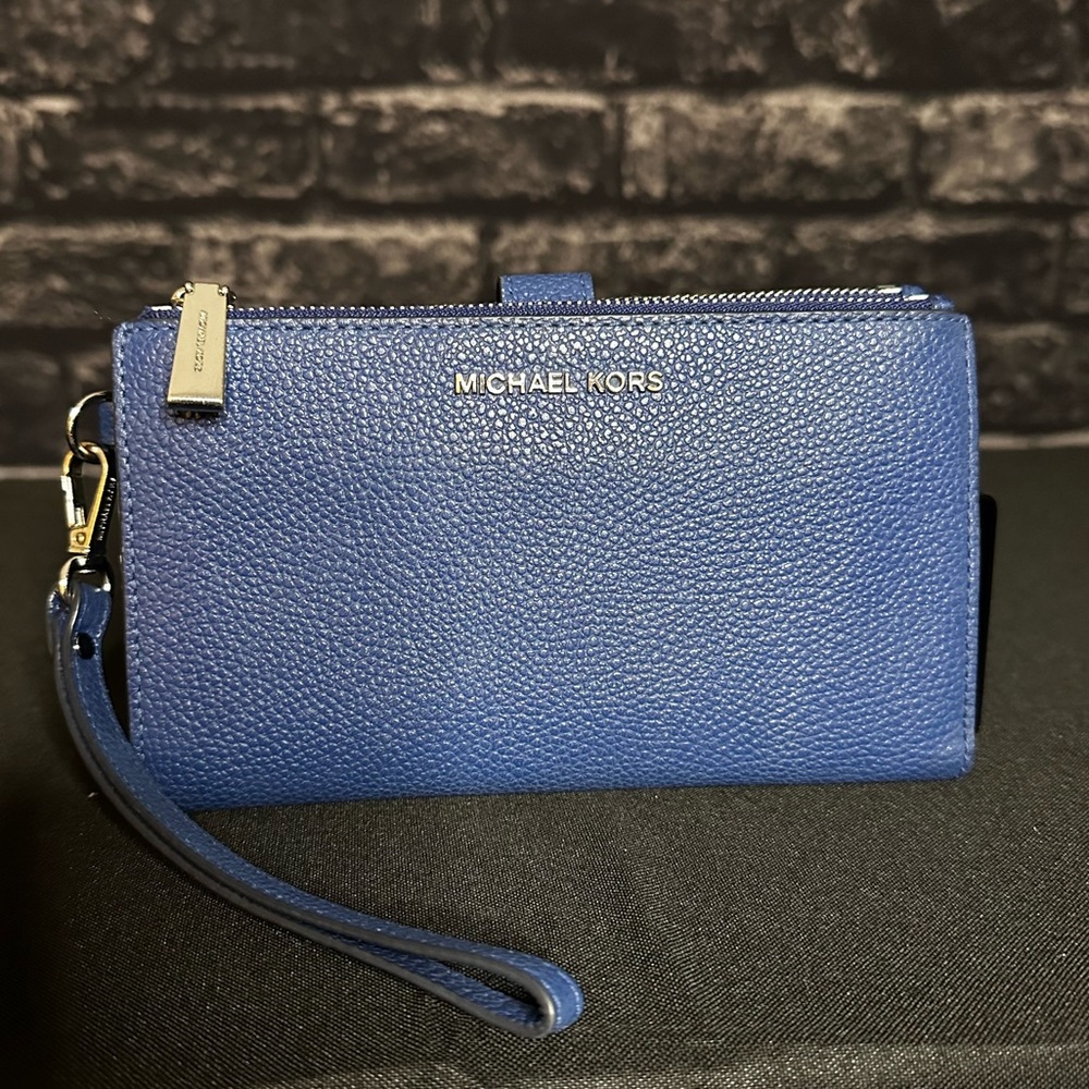 Michael Kors Grecian Blue Leather double Zip Wallet Wristle